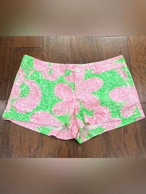 Lilly Pulitzer Walsh Preppy Pink and Green Shorts in Limeade Cheat Ya | 10 Chino